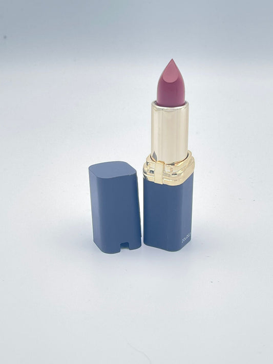 L'Oréal Lip Stick - Doesn't MATTE-R Shade 405 - Cosmetiques de beaute’